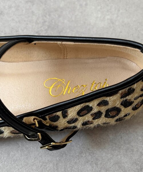 Chez toi(シェトワ)の「1ストラップフラットシューズ(パンプス・レディース・ブラック/ベージュ・MEDIUM/LARGE)」の12枚目の写真