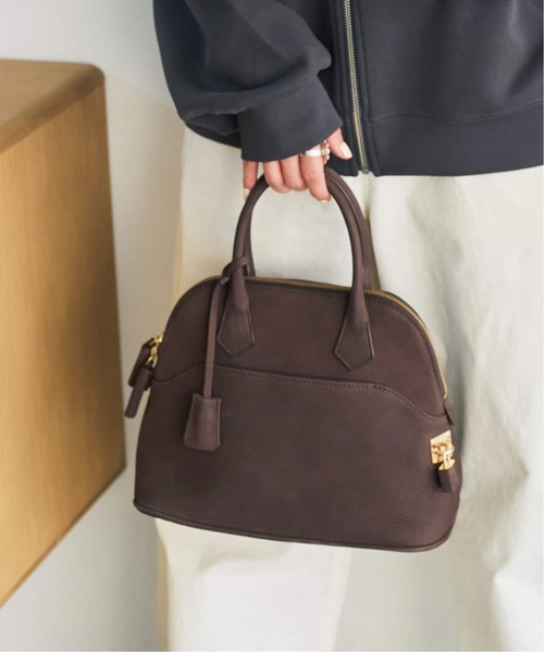 Spick & Span(スピックアンドスパン)の「mica della valle / ミカデラヴァッレ Katia ヌバック ミニボストン(ボストンバッグ・レディース・ブラウン・FREE)」の3枚目の写真