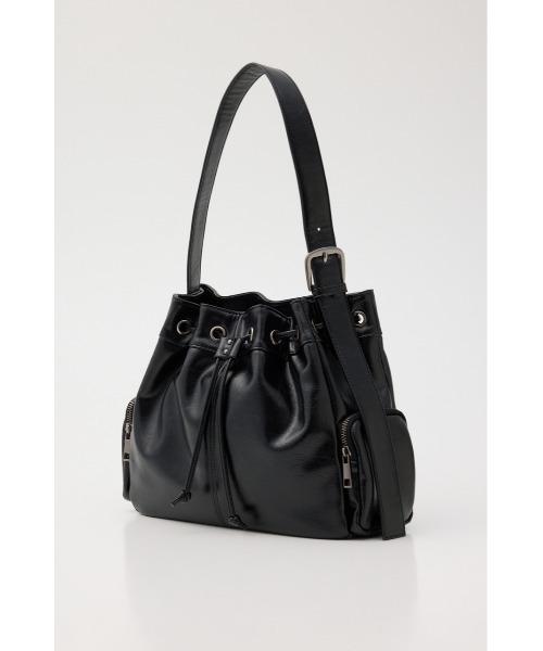 LAGUA GEM(ラグアジェム)の「DRAWSTRING FAUX LEATHER バッグ(ショルダーバッグ・レディース・バーガンディー/ブラック・FREE)」の3枚目の写真