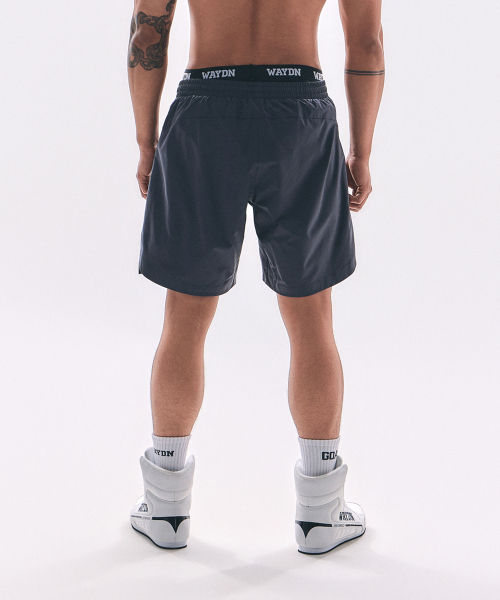 WAYDN（ウェイドゥン）の「[ALI] ザ・グレイテスト プリント ハーフパンツ チャコール（その他パンツ・メンズ・その他・MEDIUM/LARGE/X-LARGE/XX-LARGE）」の2枚目の写真