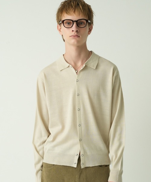 Adoon plain(アドーンプレーン)の「Snap Button Knit Polo Cardigan / スナップボタンニットポロカーディガン(カーディガン/ボレロ・メンズ・ブラウン/チャコールグレー/ブルー/アイボリー/カーキ/キャメル・MEDIUM/LARGE)」の2枚目の写真