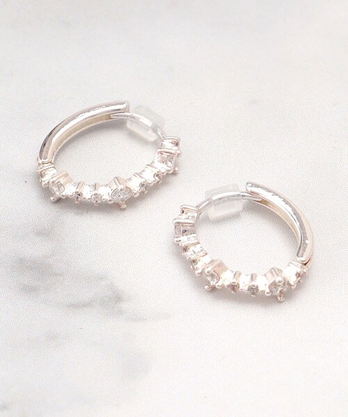 ITS'DEMO(イッツデモ)の「ビジューフープピアス(ピアス(両耳用)・レディース・シルバー/ゴールド・00)」の3枚目の写真