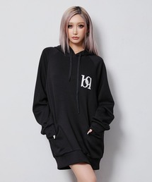 【BLACKQUEEN】ロゴ入りパーカー