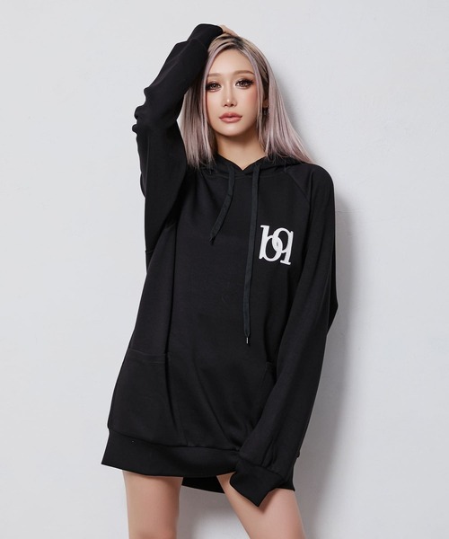 BLACKQUEEN(ブラッククイーン)の「【BLACKQUEEN】ロゴ入りパーカー(パーカー・レディース・ホワイト/ブラック・M)」の10枚目の写真