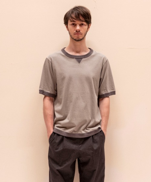 Jackman(ジャックマン)の「USA Cotton Rib T-Shirt(Tシャツ/カットソー・メンズ・カーキ/ネイビー/ホワイト/ブルー/ブラック/アイボリー/レッド/グリーン/ブラウン/ストーン/ダークグリーン/サックスブルー/ターメリック/ダークインディゴブルー/マルーン/チェリーレッド/マスタード/モスグリーン/ダークグレー/キャメル/キナリ/レッド系その他/シルバーグレー/ダークブルー/オレンジ/グレイッシュブルー/マルチ/ダークネイビー/ローズ/ダークパープル/スカイブルー/サンドグレー/ブルー系その他/ライトブルー/ベージュ/スモークグレー/グリーン系その他2・SMALL/MEDIUM/LARGE/X-LARGE)」の9枚目の写真