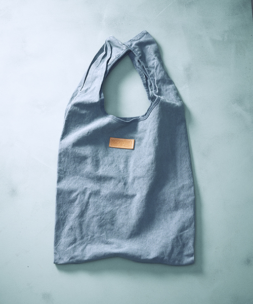 Butler Verner Sails(バトラーヴァーナーセイルス)の「【Butler Verner Sails】反応染キャンバスビッグマルシェトート/made in Japan(トートバッグ・レディース・ネイビー/キャメル/ブラック/ブルーグレー・FREE)」の3枚目の写真
