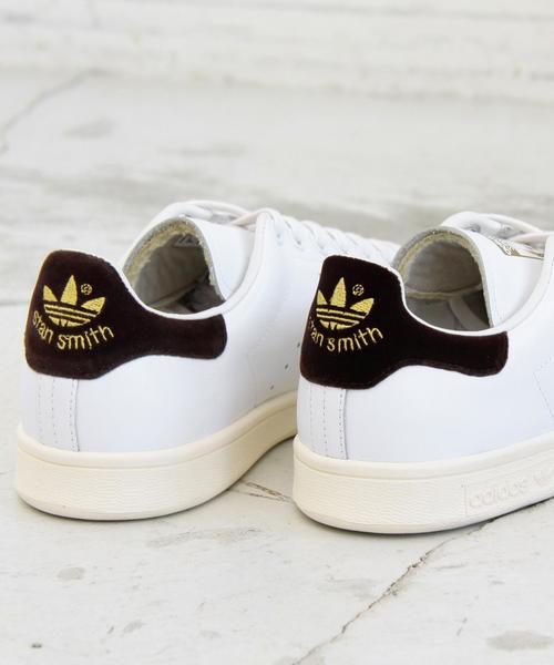 adidas（アディダス）の「【別注】＜adidas Originals（アディダス）＞∴ Stan Smith/スニーカー ◆（スニーカー・レディース・オフホワイト・22.5cm/25.0cm/23.0cm/24.0cm/23.5cm/24.5cm）」の5枚目の写真