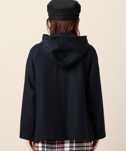 BEAUTY&YOUTH UNITED ARROWS（ビューティーアンドユースユナイテッドアローズ）の「BY フードショートコート◆（その他アウター・レディース・ベージュ/ネイビー・MEDIUM/SMALL）」の14枚目の写真