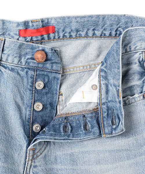 RED CARD TOKYO(レッドカード)の「RED CARD TOKYO /“LIAM”ヴィンテージ加工デニムパンツ(デニムパンツ・メンズ・ライトブルー・30/32/29/28/31)」の19枚目の写真
