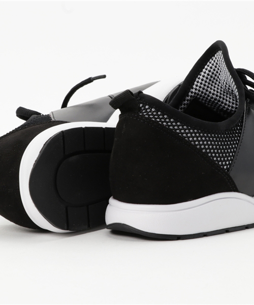 CHARLES & KEITH（チャールズ & キース）の「レースアップスニーカー / LACE-UP SNEAKERS（スニーカー・レディース・ホワイト/ネイビー/ブラック系その他・23cm/24cm/24.5cm/23.5cm/25cm）」の9枚目の写真