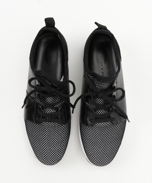CHARLES & KEITH（チャールズ & キース）の「レースアップスニーカー / LACE-UP SNEAKERS（スニーカー・レディース・ホワイト/ネイビー/ブラック系その他・23cm/24cm/24.5cm/23.5cm/25cm）」の10枚目の写真