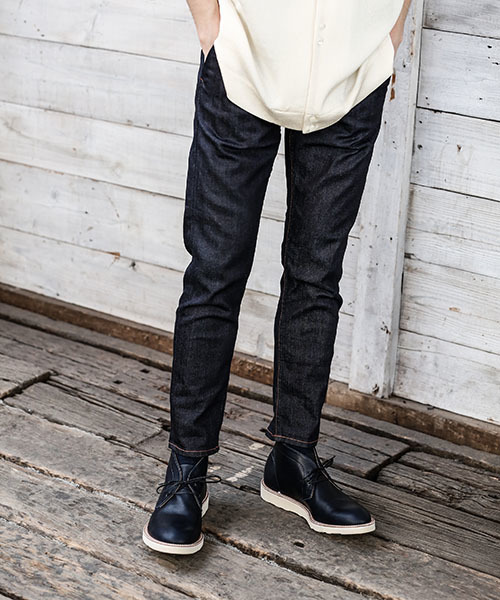 MR.OLIVE（ミスターオリーブ）の「WATER PROOF SHIRINK LEATHER / WHITE VIBRAM CHUKKA BOOTS（ブーツ・メンズ・ブラウン/ブラック/ダークネイビー・MEDIUM/LARGE/SMALL）」の6枚目の写真