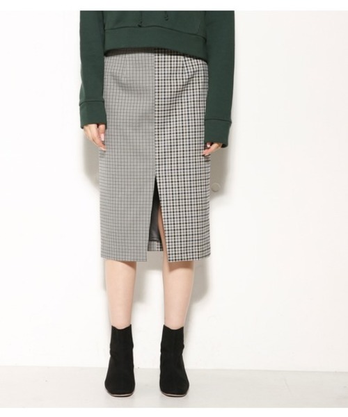 SLY(スライ)の「GUNCLUB CHECK FRONT SLIT SK(スカート・レディース・キャメル/グレー/ブラウン・2/1)」の2枚目の写真