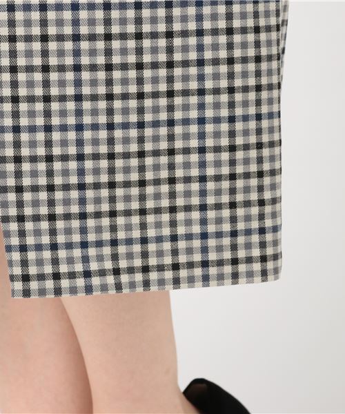 SLY(スライ)の「GUNCLUB CHECK FRONT SLIT SK(スカート・レディース・キャメル/グレー/ブラウン・2/1)」の16枚目の写真