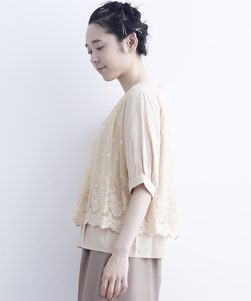 merlot plus（メルロープリュス）の「フラワー刺繍レースドッキングブラウス7443（シャツ/ブラウス・レディース・ブラック/ベージュ/ピンク・FREE）」の7枚目の写真