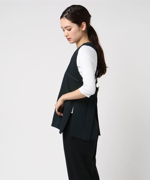 HELIOPOLE（エリオポール）の「VINCA TOKYO DESIGN STITCH VEST（ベスト・レディース・レッド/ネイビー・F）」の4枚目の写真