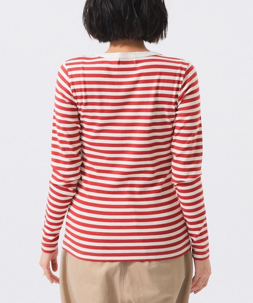 BEAMS BOY（ビームスボーイ）の「フライス 1cm ボーダー Tシャツ（Tシャツ/カットソー・レディース・ブラック/ライトグレー/ネイビー/ベージュ/ブルー/チャコールグレー/ブラウン/レッド系その他/レッド/ブラック系その他/オレンジ/インディゴブルー・ONE SIZE）」の17枚目の写真