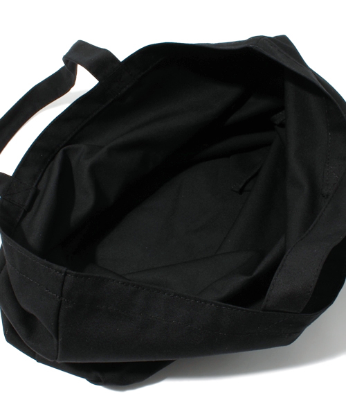 UNITED ARROWS(ユナイテッドアローズ)の「D POLY LOGO TOTE(トートバッグ・メンズ・ブラック・フリー)」の5枚目の写真