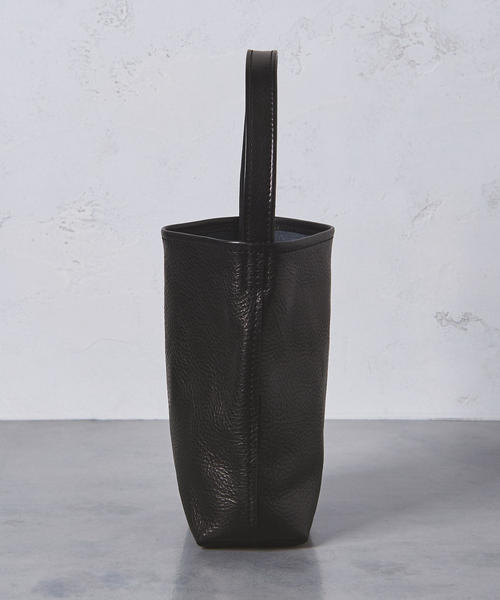 ⭐︎美品　TEMBEA テンベア　ブラックレザートートバッグ TEMBEA（テンベア）の「＜TEMBEA（テンベア）＞ レザー シングル