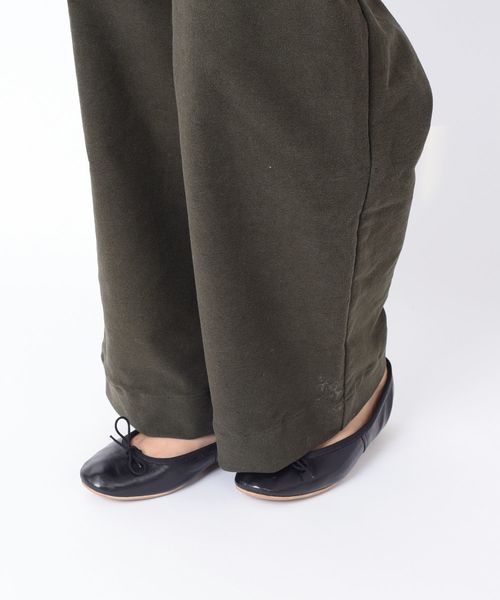 liflattie ships（リフラティ シップス）の「liflattie ships:モールスキンストレートパンツ◇（その他パンツ・レディース・ホワイト/オリーブ・SMALL/MEDIUM/LARGE）」の6枚目の写真