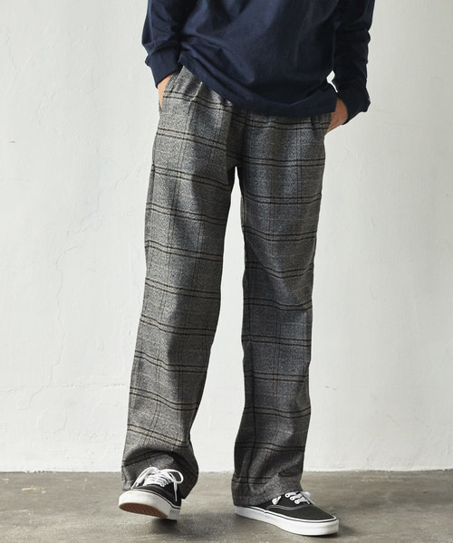 Rocky Monroe�i���b�L�[�������[�j�́u�^�b�N���C�h�e�[�p�[�h�p���c�i�X���b�N�X�j�v�b�O���[�n���̑�2