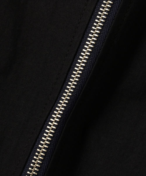 SHIPS(シップス)の「SU: ショート スタンド ジップ ブルゾン(ブルゾン・メンズ・ネイビー/ベージュ/オリーブ・SMALL/MEDIUM/LARGE/X-LARGE)」の4枚目の写真