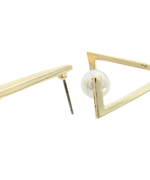 WEGO（ウィゴー）の「WEGO/三角パールピアス（ピアス（両耳用）・レディース・ゴールド/シルバー・FREE）」の3枚目の写真