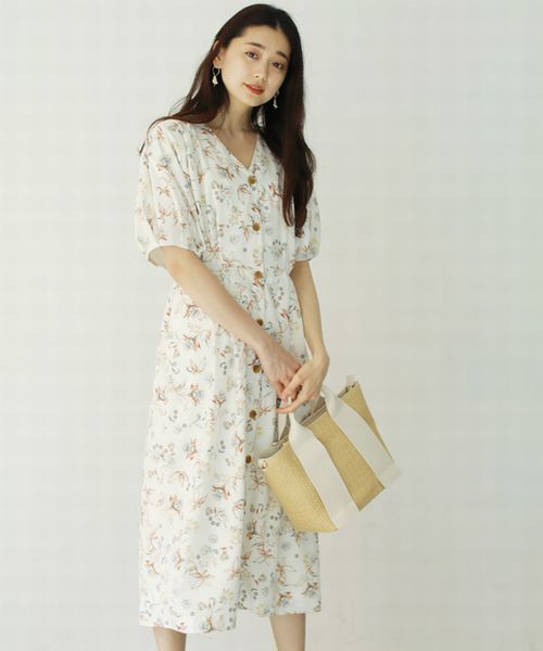 セール ワンピース アナウンサー多数着用 更紗プリントオープンワンピース ワンピース Tonal トーナル のファッション