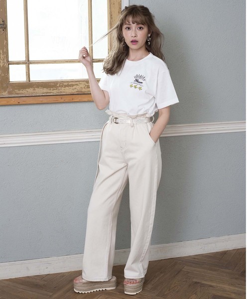 one after another NICE CLAUP（ワンアフターアナザーナイスクラップ）の「ベルト付ハイウエストデニムパンツ（デニムパンツ・レディース・ブラック/ネイビー/ブルー/アイボリー・SMALL/MEDIUM）」の12枚目の写真