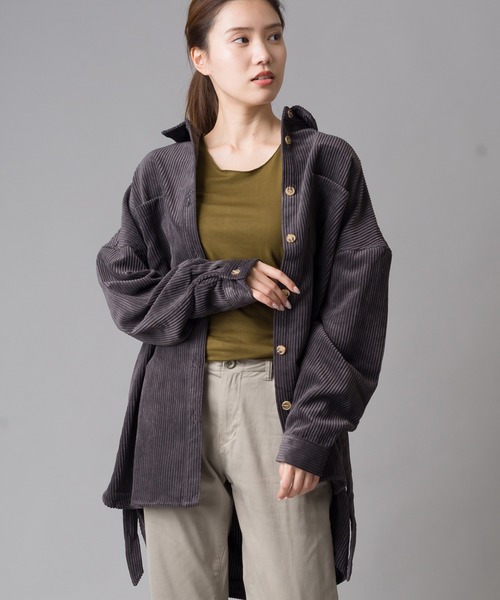 marle(マルレ)の「コーデュロイベルト付ビッグシルエットシャツ(シャツ/ブラウス・レディース・チャコールグレー/キャメル/ベージュ・FREE)」の2枚目の写真