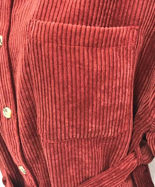 marle(マルレ)の「コーデュロイベルト付ビッグシルエットシャツ(シャツ/ブラウス・レディース・チャコールグレー/キャメル/ベージュ・FREE)」の6枚目の写真