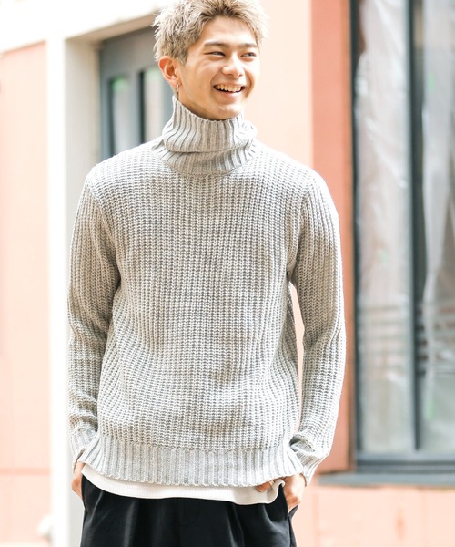 Beno（ビーノ）の「ローゲージ 畦編み ルーズシルエット タートルネック ニット（ニット/セーター・メンズ・ブラック/ベージュ/グレー/オフホワイト/ワインレッド・LL/M/L）」の4枚目の写真
