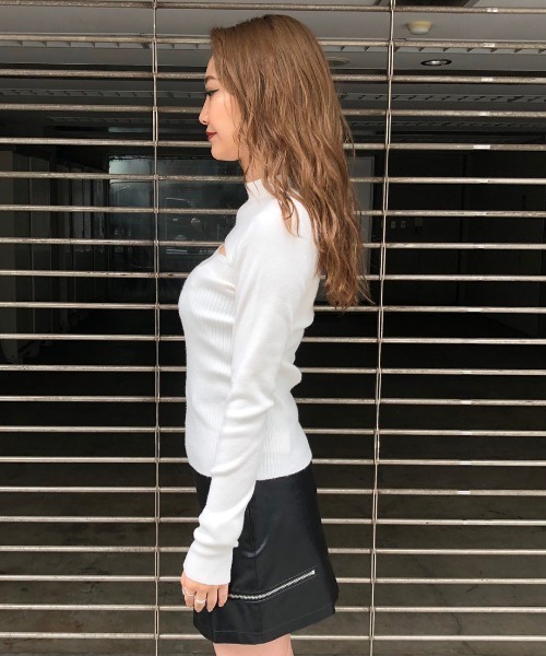 ENVYM(アンビー)の「OPEN FRONT KNIT PO(ニット/セーター・レディース・ブラック/ホワイト/ベージュ・FREE)」の4枚目の写真