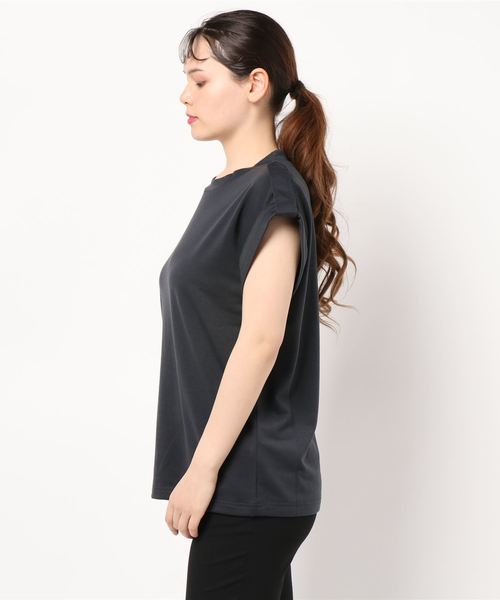 ENVYM（アンビー）の「ロールアップスリーブＰＯ（Tシャツ/カットソー・レディース・グレー/ホワイト・FREE）」の4枚目の写真