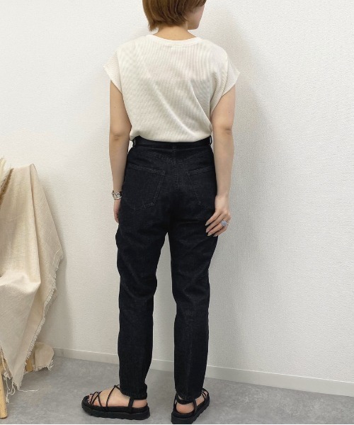 apres jour mignon（アプレジュールミニョン）の「スナップボタンワッフルトップス【ZOZOTOWN限定アイテム】（Tシャツ/カットソー・レディース・パープル/ブラック/アイボリー・フリー）」の11枚目の写真