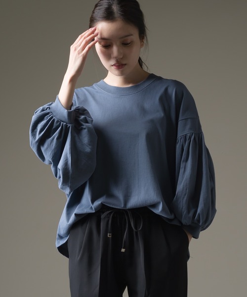 OMNES（オムネス）の「ファインコットン 袖ボリューム七分袖Tシャツ（Tシャツ/カットソー・レディース・ブルー系その他/ライトグレー/モスグリーン/ブラック/ホワイト・FREE）」の5枚目の写真