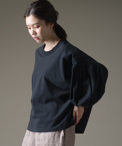 OMNES（オムネス）の「ファインコットン 袖ボリューム七分袖Tシャツ（Tシャツ/カットソー・レディース・ブルー系その他/ライトグレー/モスグリーン/ブラック/ホワイト・FREE）」の6枚目の写真