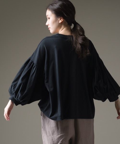 OMNES（オムネス）の「ファインコットン 袖ボリューム七分袖Tシャツ（Tシャツ/カットソー・レディース・ブルー系その他/ライトグレー/モスグリーン/ブラック/ホワイト・FREE）」の14枚目の写真