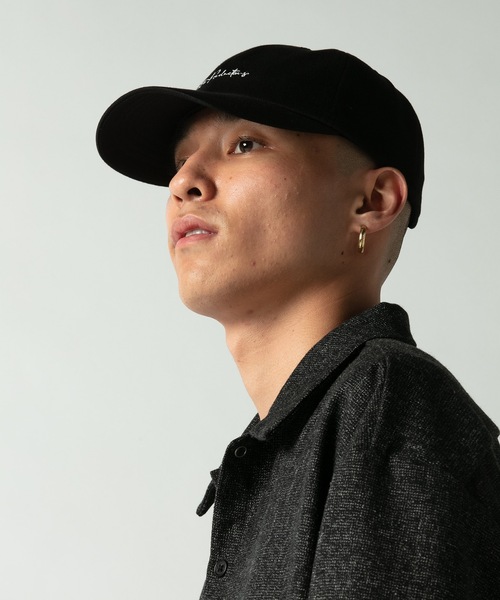COOTIE PRODUCTIONS（クーティープロダクションズ）の「Stretch Curved Brim 6 Panel Cap（キャップ・メンズ・ブラック/ブラック×ホワイト/ブラック×レッド・FREE）」の5枚目の写真