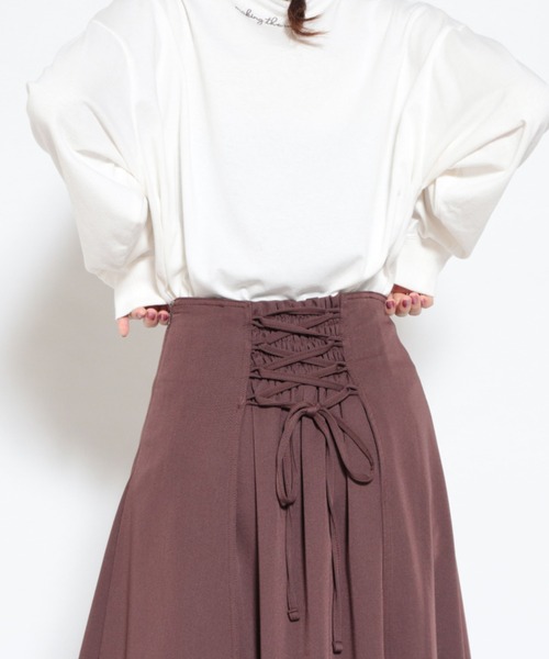 archives（アルシーヴ）の「バックレースアップマキシスカート（スカート・レディース・アイボリー/ネイビー/ブラウン/グレイッシュベージュ・MEDIUM）」の3枚目の写真