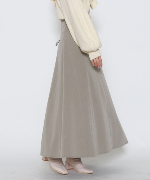 archives（アルシーヴ）の「バックレースアップマキシスカート（スカート・レディース・アイボリー/ネイビー/ブラウン/グレイッシュベージュ・MEDIUM）」の4枚目の写真