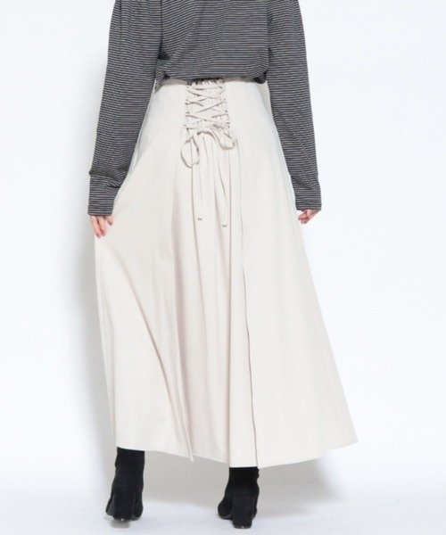 archives（アルシーヴ）の「バックレースアップマキシスカート（スカート・レディース・アイボリー/ネイビー/ブラウン/グレイッシュベージュ・MEDIUM）」の2枚目の写真