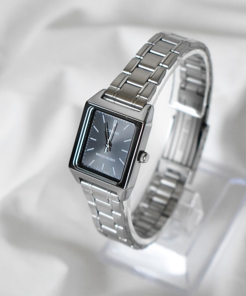 CASIO(カシオ)の「【CASIO】クラシックメタルスクエア(アナログ腕時計・レディース・ブラック/ピンク/シルバー/ブルー/ブラック系その他/シルバー系その他・FREE)」の2枚目の写真