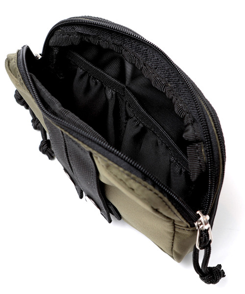 Drifter（ドリフター）の「MULTI POUCH S／マルチポーチ S（ポーチ・メンズ・ターコイズブルー/カーキオリーブ/グリーン系カモフラージュ/パープル/ブラック/レオパード/ダークグリーン/ブルー/ネイビー×ホワイト/アニマル/ブラウン×イエロー・FREE）」の15枚目の写真