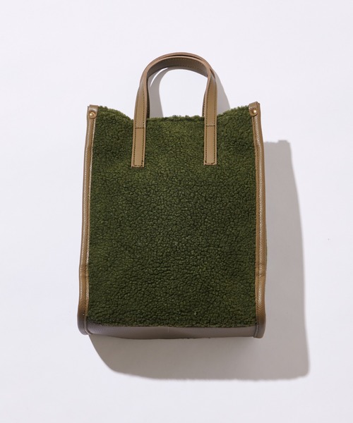 natural couture（ナチュラルクチュール）の「ボアパイピングトートバッグ（ショルダーバッグ・レディース・ベージュ/アイボリー/カーキ・FREE）」の3枚目の写真
