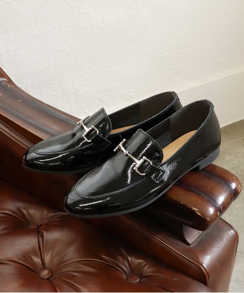 ENあしながおじさん（エンアシナガオジサン）の「防水｜ビットモカローファー　5360389（ローファー・レディース・ダークベージュ/ブラック/アイボリー/ダークブラウン/ライトブラウン/グレイッシュベージュ/オリーブ/ライトグリーン/チョコ/ブラウン/ネイビー/ライトカーキ/シルバー/クリアブラック・22.5cm/23.5cm/24.5cm/23.0cm/24.0cm/22.0cm/25.0cm/24cm/23cm/22cm/25cm）」の3枚目の写真