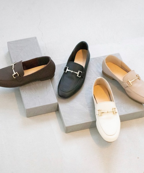 ENあしながおじさん（エンアシナガオジサン）の「防水｜ビットモカローファー　5360389（ローファー・レディース・ダークベージュ/ブラック/アイボリー/ダークブラウン/ライトブラウン/グレイッシュベージュ/オリーブ/ライトグリーン/チョコ/ブラウン/ネイビー/ライトカーキ/シルバー/クリアブラック・22.5cm/23.5cm/24.5cm/23.0cm/24.0cm/22.0cm/25.0cm/24cm/23cm/22cm/25cm）」の18枚目の写真