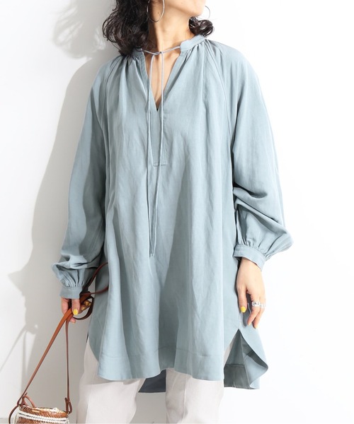 IENA LA BOUCLE（イエナラブークル）の「IENA LA BOUCLE 麻Vネック ラグランシャツ◆（シャツ/ブラウス・レディース・ホワイト/ネイビー/ピンク・FREE）」の3枚目の写真