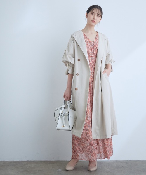 VIS（ビス）の「【撥水】【花粉ガード】ノーカラー袖ボリュームコート（トレンチコート・レディース・ライトグリーン/ベージュ系その他/キャメル・S/M/SS）」の17枚目の写真