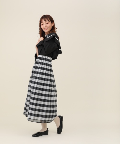sakishimatokyo（サキシマトーキョー）の「【ZOZO限定】サキシマamp「ブロックチェックノスカート」（スカート・レディース・ブラック/ネイビー・FREE）」の4枚目の写真